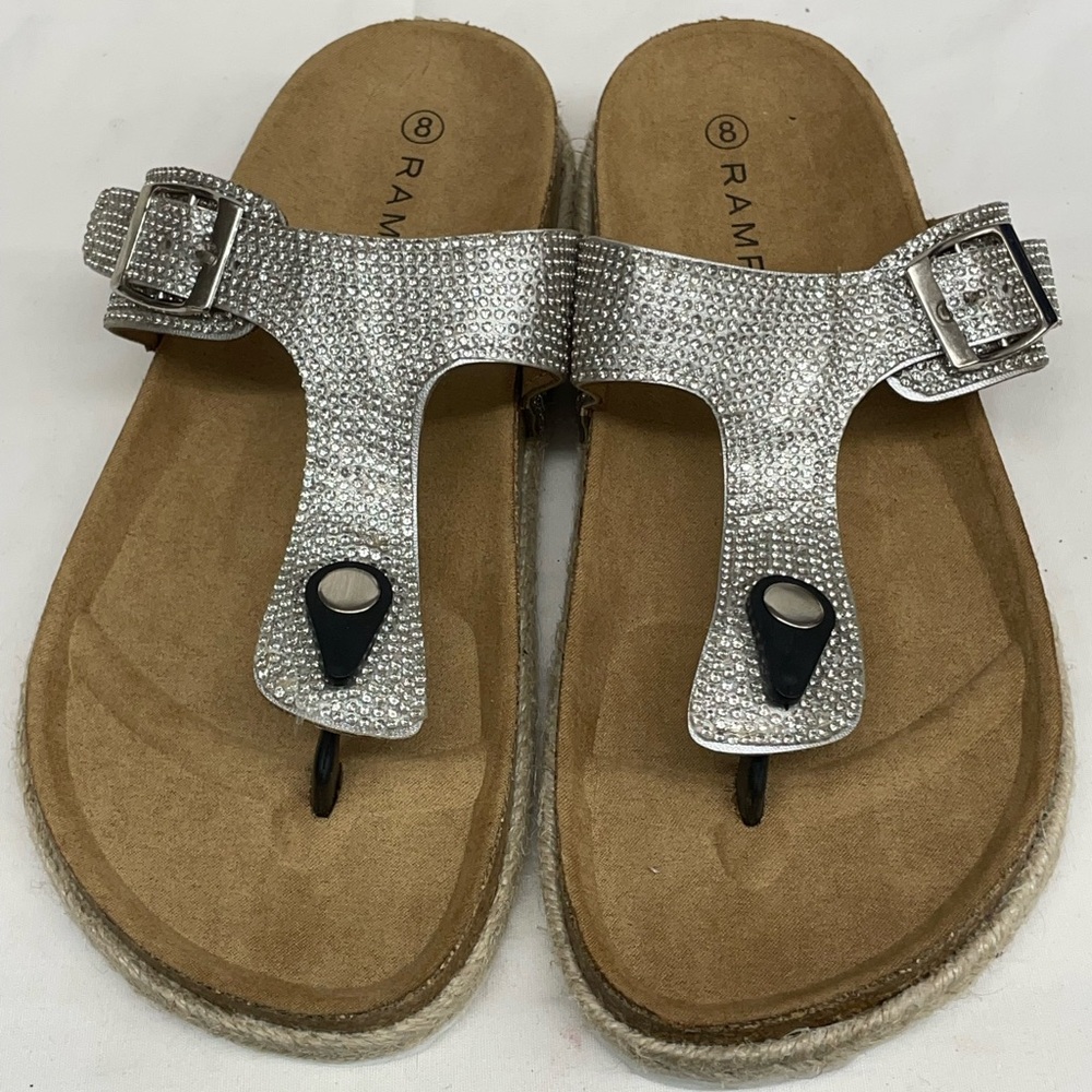 New!!! Rampage flat diamond studded sandals ladies sz8